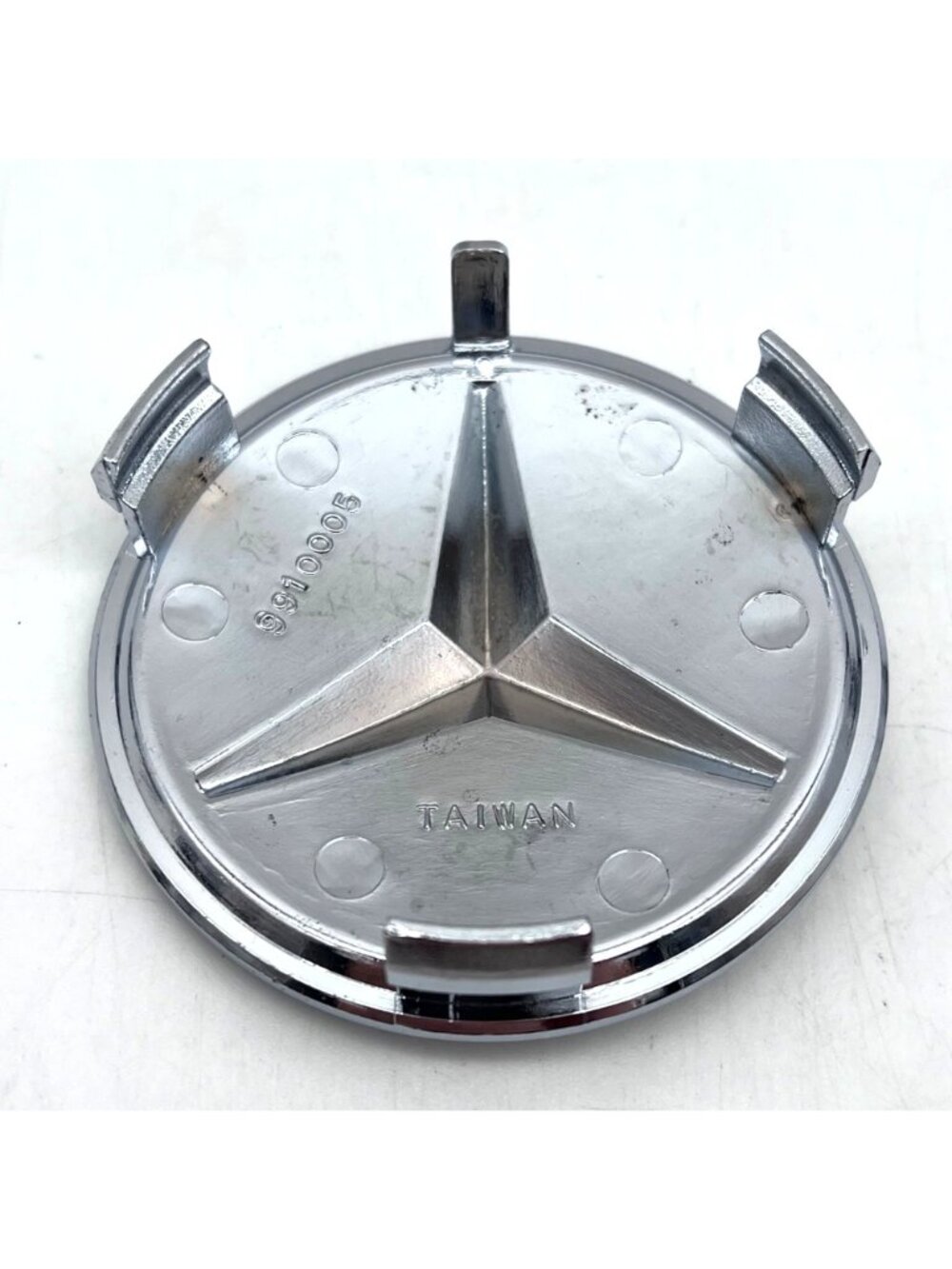 Set Of 4 Chrome Mercedes-Benz Wheel Center Caps Hubcaps 9910005 2 Broken Tabs - Picture 5 of 12